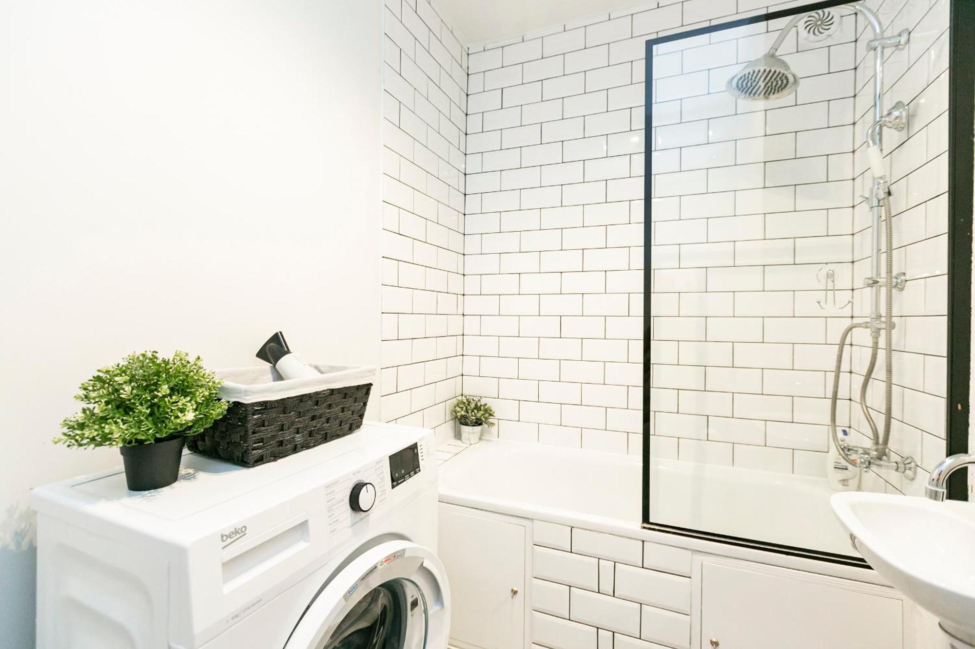 Nowogrodzka 78 - Apartament Dla 4 Osob - 200M Od Szpitala Klinicznego Na Lindleya - 1Km Do Dworca Centralnego - Wifi - Smart Tv 45 Cali Варшава Экстерьер фото